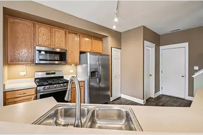 330 S Litchfield Drive, Round Lake, IL 60073 - Photo 13