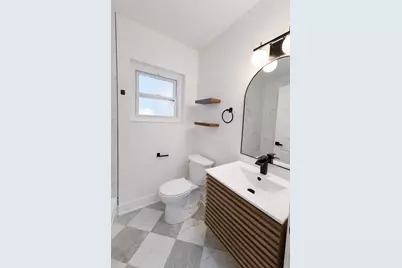 12527 S Lowe Avenue, Chicago, IL 60628 - Photo 9