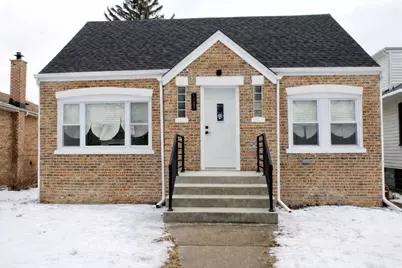 12527 S Lowe Avenue, Chicago, IL 60628 - Photo 1