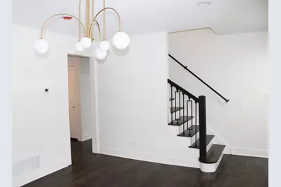 12527 S Lowe Avenue, Chicago, IL 60628 - Photo 5