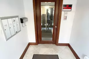 5062 W Agatite Ave, Chicago, IL 60630 - Photo 3