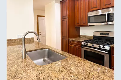 5062 W Agatite Avenue #G, Chicago, IL 60630 - Photo 5