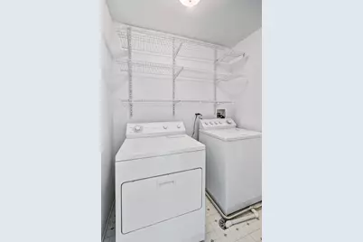 241 Wildflower Lane, La Grange, IL 60525 - Photo 19