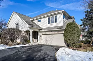 241 Wildflower Ln, La Grange, IL 60525 - Photo 1