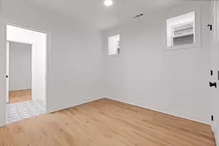 1964 W Farragut Ave, Chicago, IL 60640 - Photo 51