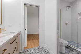 1964 W Farragut Ave, Chicago, IL 60640 - Photo 53