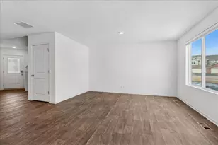 1293 Westlake Dr, Cary, IL 60013 - Photo 7