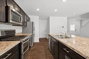 1293 Westlake Dr, Cary, IL 60013 - Photo 3