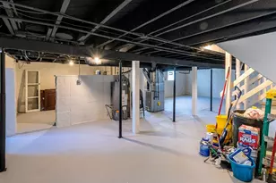 655 Glenwood Ave, Joliet, IL 60435 - Photo 33