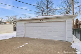 2015 N Jackson St, Waukegan, IL 60087 - Photo 27
