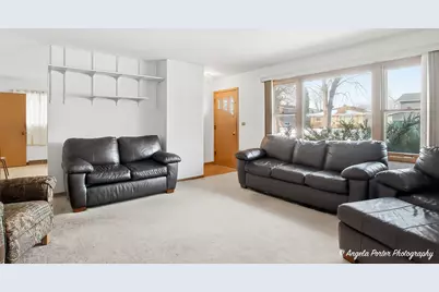 2015 N Jackson Street, Waukegan, IL 60087 - Photo 3