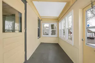 425 Joliet St, West Chicago, IL 60185 - Photo 3