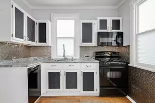 425 Joliet St, West Chicago, IL 60185 - Photo 11