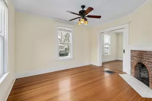 425 Joliet St, West Chicago, IL 60185 - Photo 9