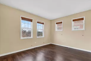 1151 E 46th St, Chicago, IL 60653 - Photo 15