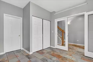 1151 E 46th St, Chicago, IL 60653 - Photo 3