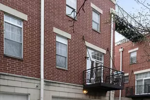 1151 E 46th St, Chicago, IL 60653 - Photo 35