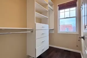 1151 E 46th St, Chicago, IL 60653 - Photo 27