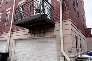 1151 E 46th St, Chicago, IL 60653 - Photo 41