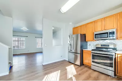 27 Monarch Drive, Streamwood, IL 60107 - Photo 5