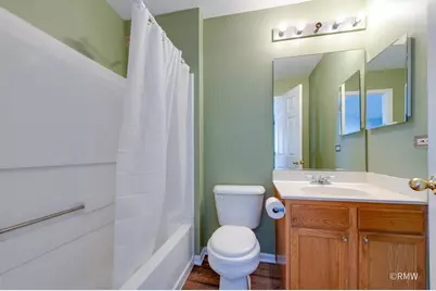 27 Monarch Drive, Streamwood, IL 60107 - Photo 17