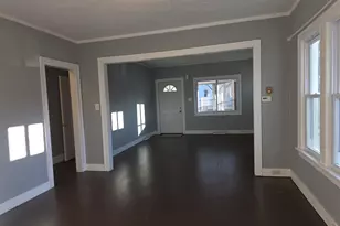 634 W Ridgeland Ave, Waukegan, IL 60085 - Photo 13