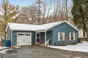 11 Highview Ave, Fox Lake, IL 60020 - Photo 1