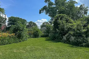 427 S Cornell Ave, Villa Park, IL 60181 - Photo 13