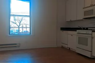 4715 N Sheridan Rd, Chicago, IL 60640 - Photo 3