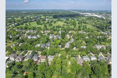 241 Coe Road, Clarendon Hills, IL 60514 - Photo 5