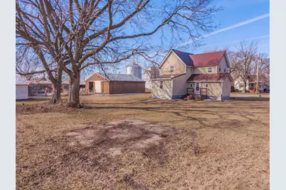 207 E Maple Street, Chatsworth, IL 60921 - Photo 31