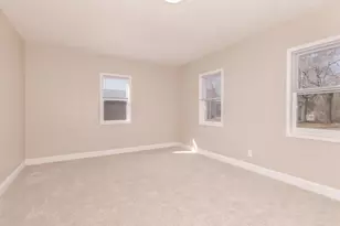 207 E Maple St, Chatsworth, IL 60921 - Photo 11