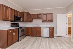 207 E Maple St, Chatsworth, IL 60921 - Photo 3