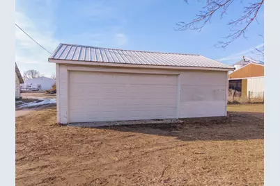 207 E Maple Street, Chatsworth, IL 60921 - Photo 29