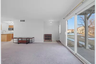 523 Bridle Trail, Wheeling, IL 60090 - Photo 5