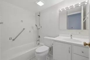 523 Bridle Trail, Wheeling, IL 60090 - Photo 15