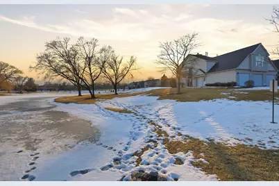 523 Bridle Trail, Wheeling, IL 60090 - Photo 23