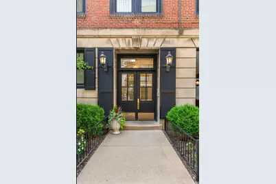 202 E Walton Place #2E, Chicago, IL 60611 - Photo 1