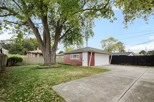 10624 Lawler Ave, Oak Lawn, IL 60453 - Photo 25