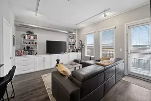 332 River St, Lemont, IL 60439 - Photo 3