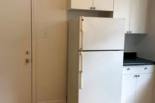 3038 W Wellington St, Chicago, IL 60618 - Photo 5