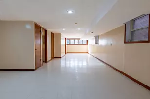 4543 N Kildare Ave, Chicago, IL 60630 - Photo 9