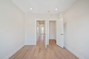 4959 N Merrimac Ave, Chicago, IL 60630 - Photo 19