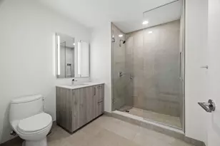 211 N Harbor Dr, Chicago, IL 60601 - Photo 21