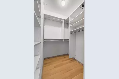 21 W Chestnut Street #1403, Chicago, IL 60610 - Photo 11