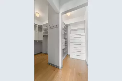 21 W Chestnut Street #1403, Chicago, IL 60610 - Photo 9