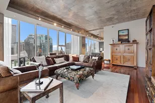 550 N St Clair St, Chicago, IL 60611 - Photo 5