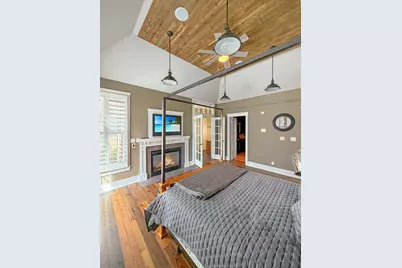 1121 Lawn Place, Freeport, IL 61032 - Photo 33