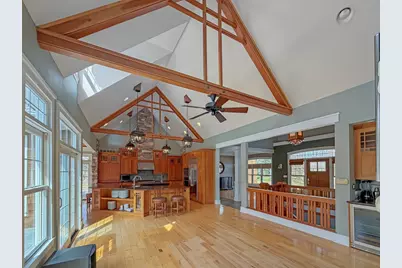 1121 Lawn Place, Freeport, IL 61032 - Photo 9