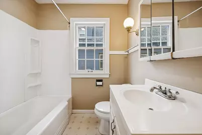 78 S Edison Avenue, Elgin, IL 60123 - Photo 5